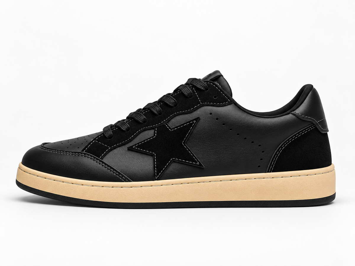Maison Star  Sneaker black