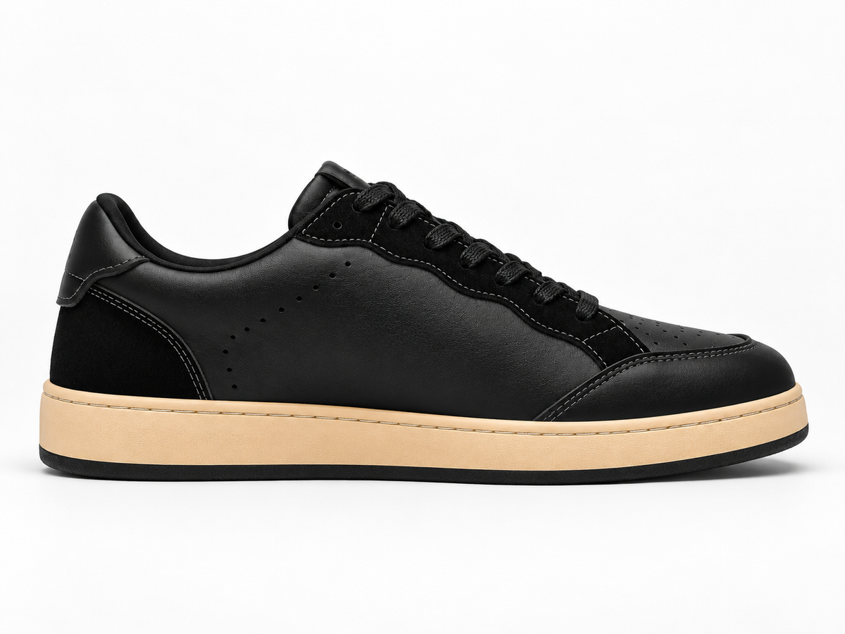 Maison Star  Sneaker black